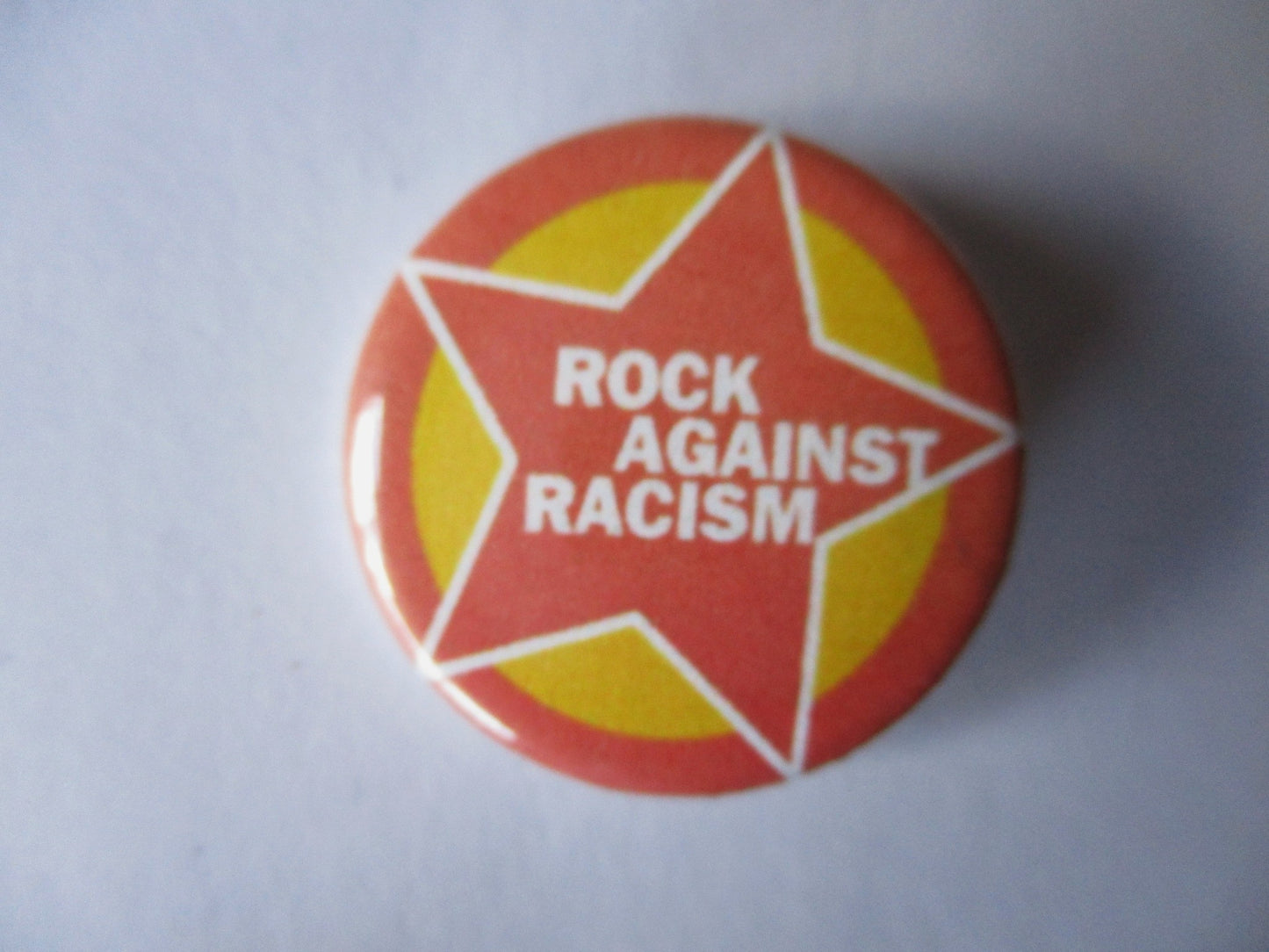 ROCK AGAINST RACISM punk badge (VARIOUS COLOURS)