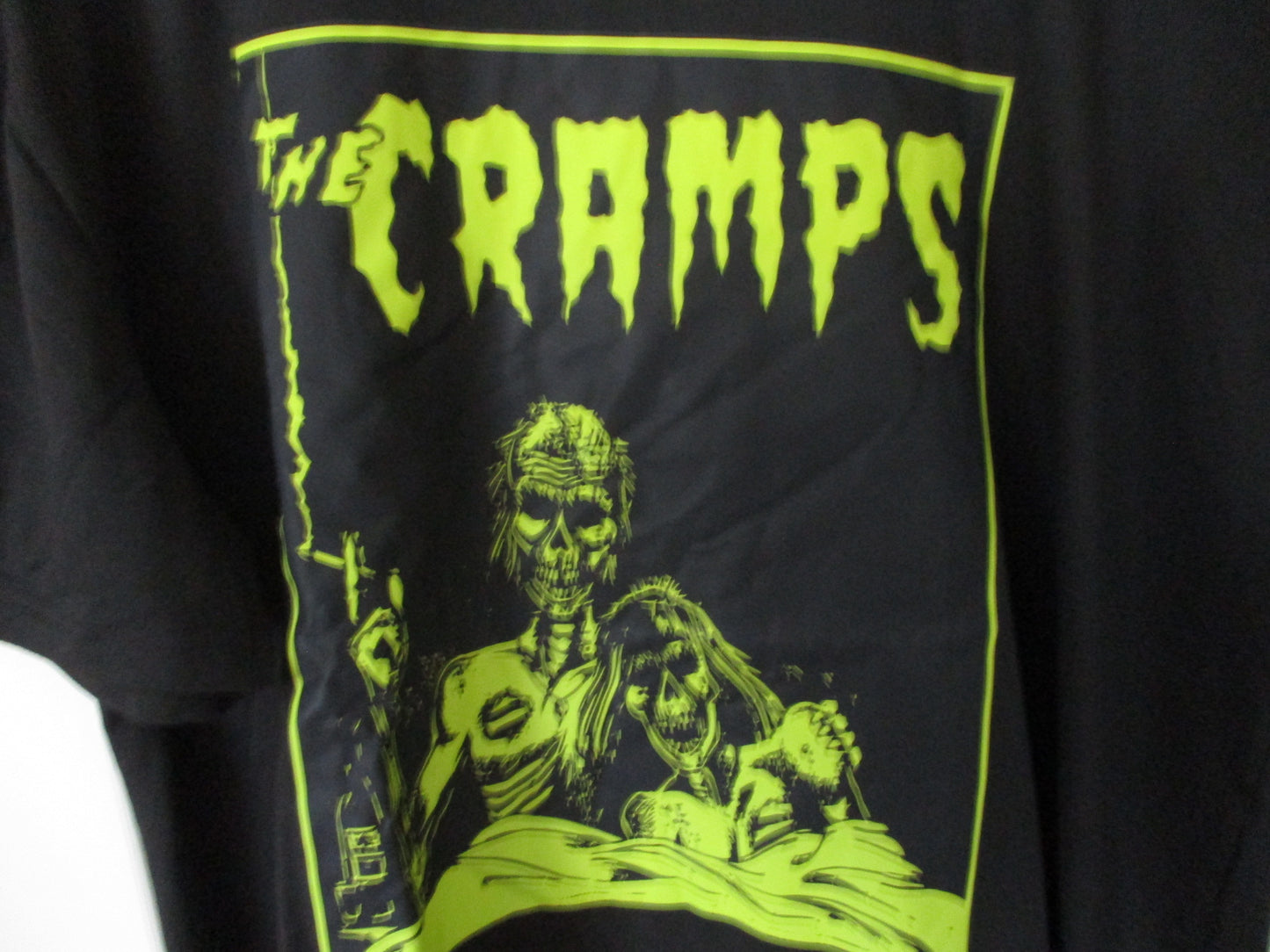 THE CRAMPS tshirt size XL*