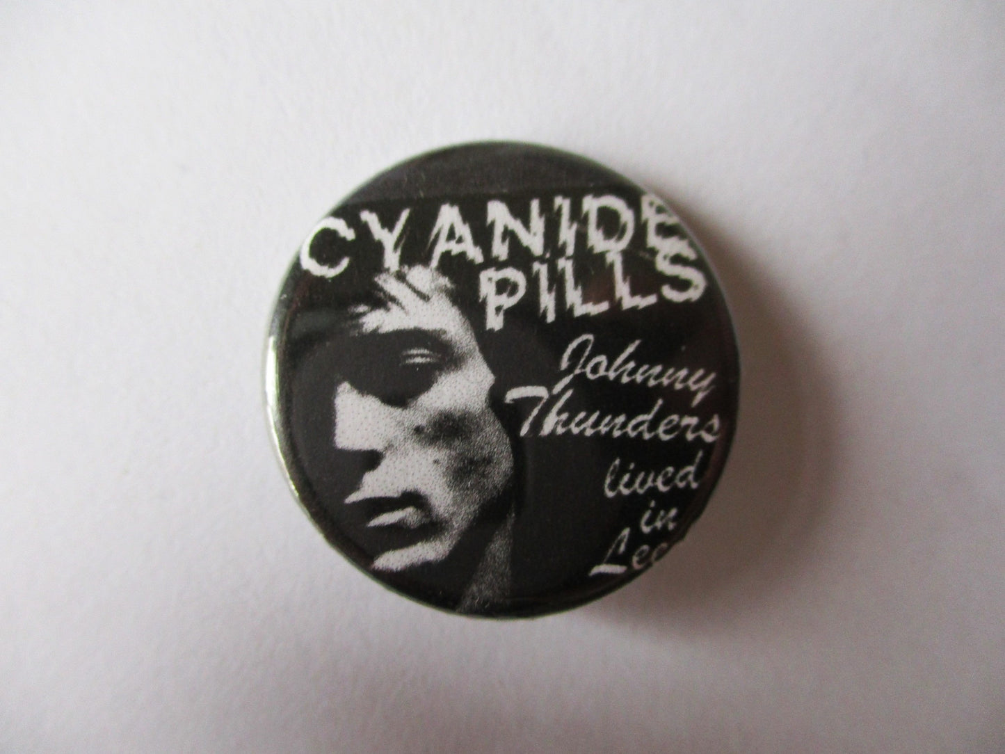 CYANIDE PILLS punk badge
