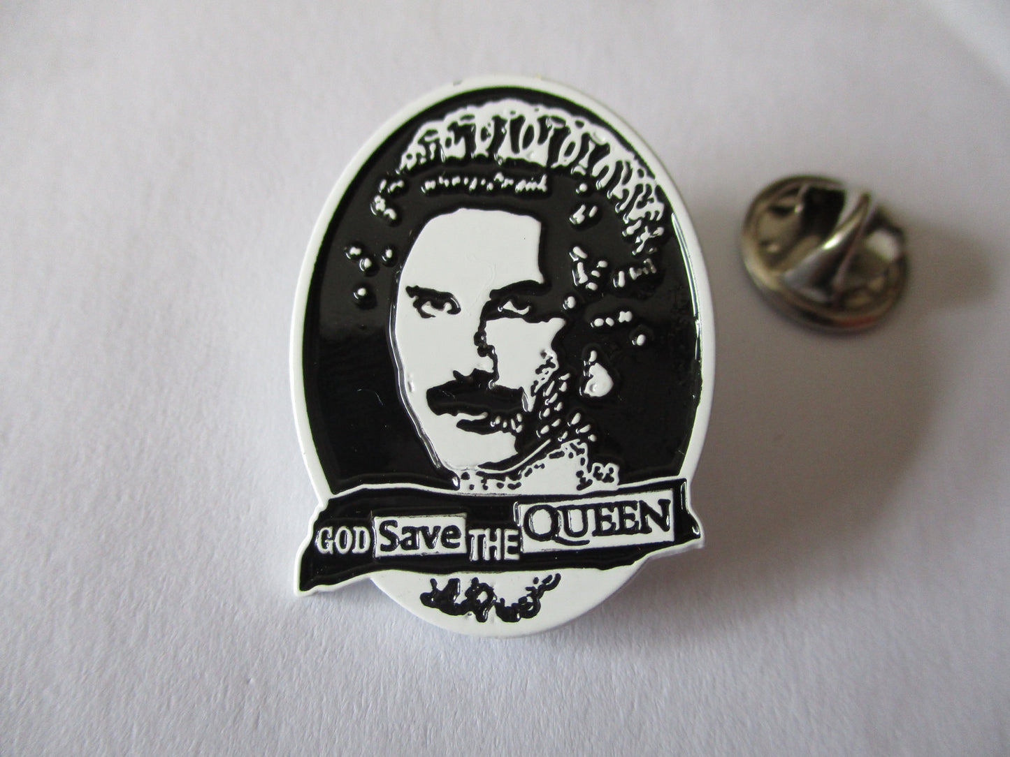 SEX PISTOLS god save the queen freddie mercury PUNK METAL BADGE b&w