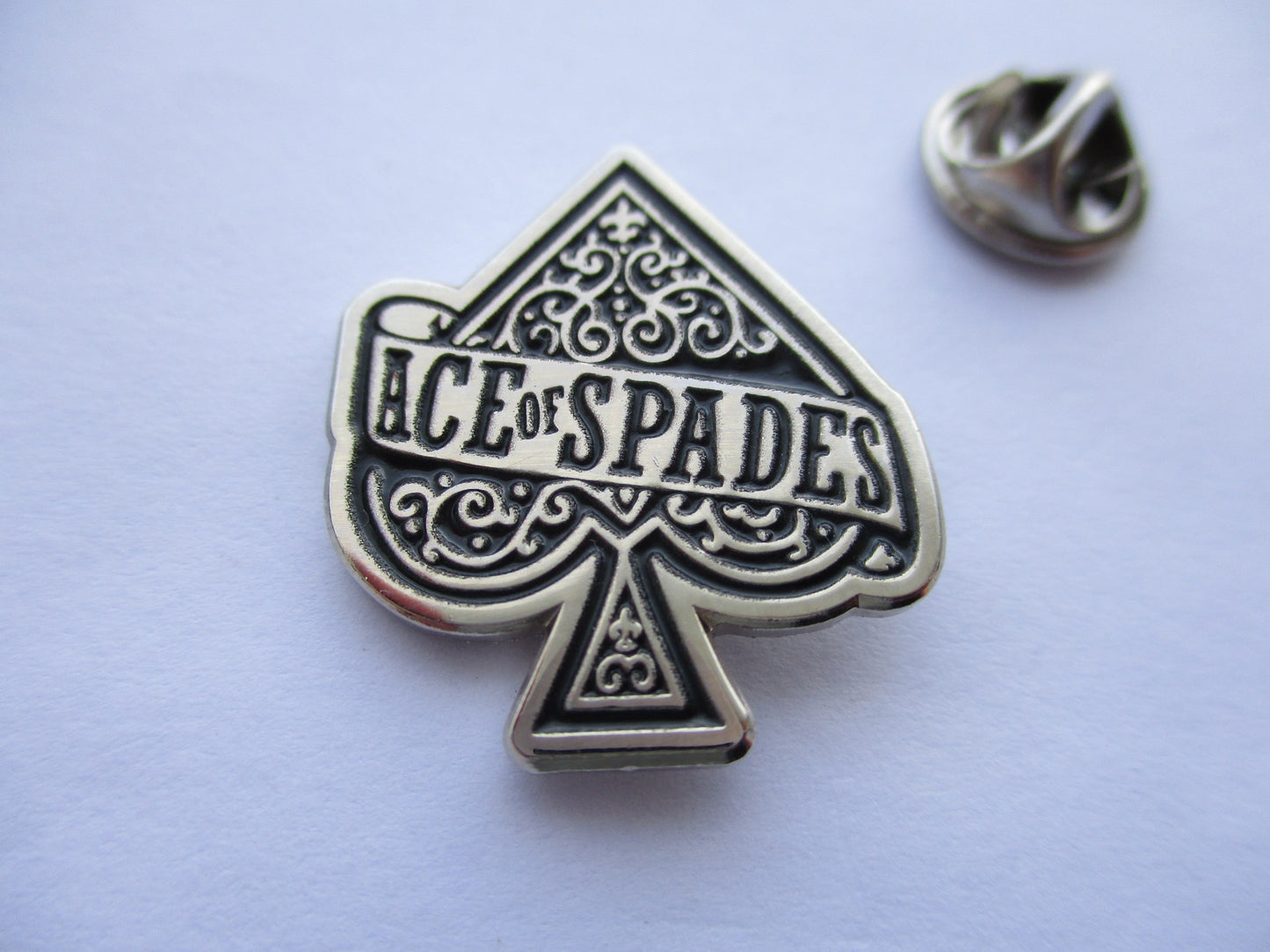 MOTORHEAD ace of spades PUNK METAL BADGE (silver)
