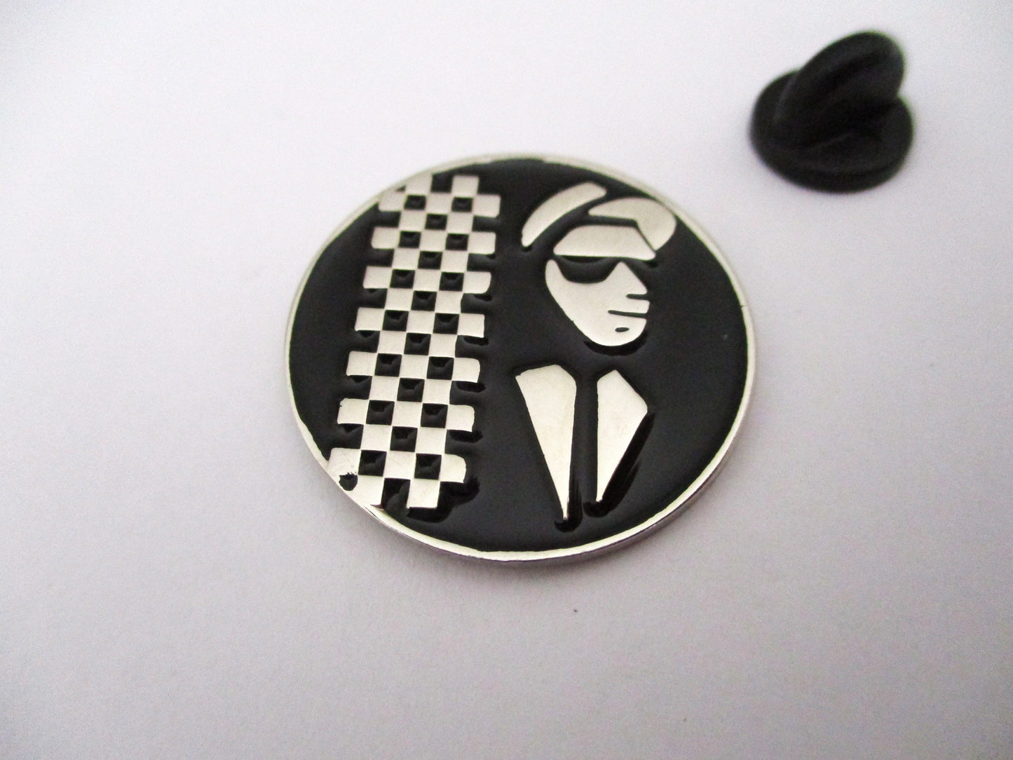2 TONE SKA metal badge enamel pin