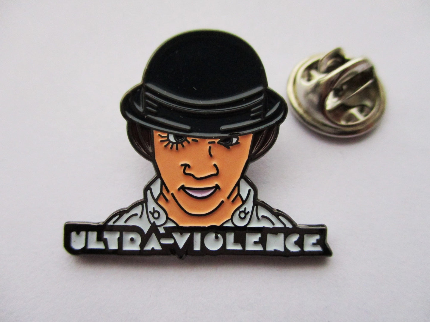 CLOCKWORK ORANGE ultra violence (shaped) PUNK METAL BADGE