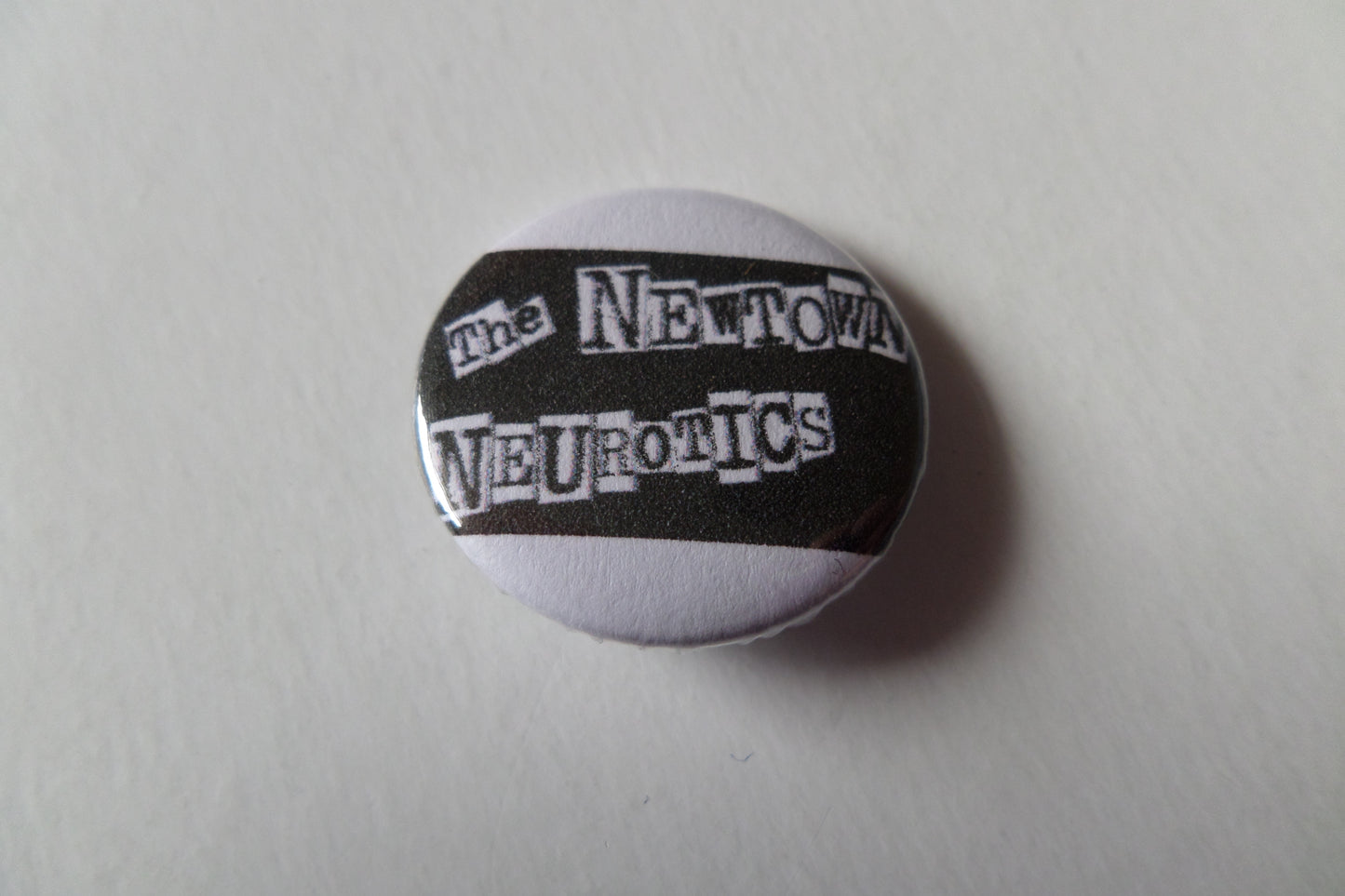NEWTOWN NEUROTICS logo punk badge - Savage Amusement
