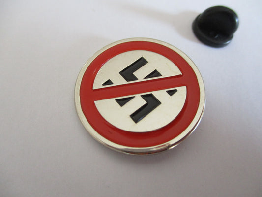 DEAD KENNEDYS nazi punks f*ck off PUNK METAL BADGE (silver)