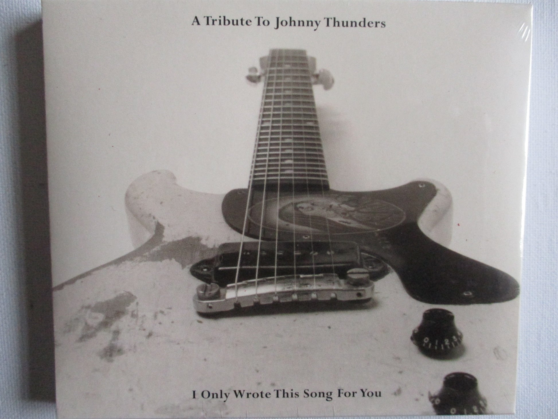 Johnny Thunders , Heartbreakers , New York Dolls , Punk