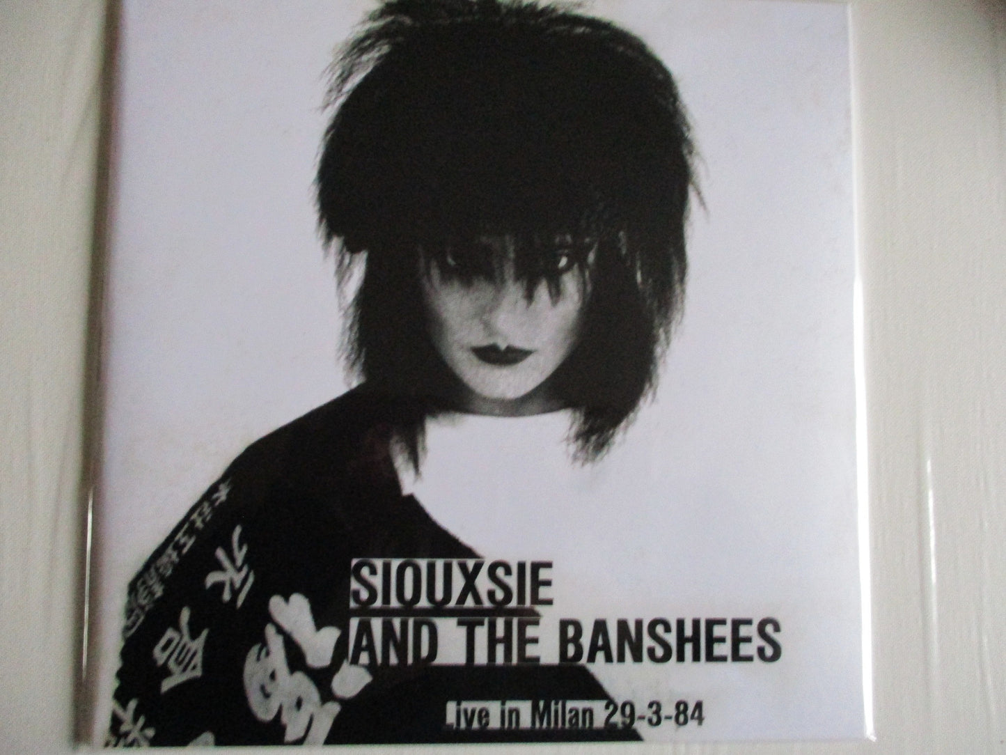 SIOUXSIE & THE BANSHEES live in Milan 29-3-84