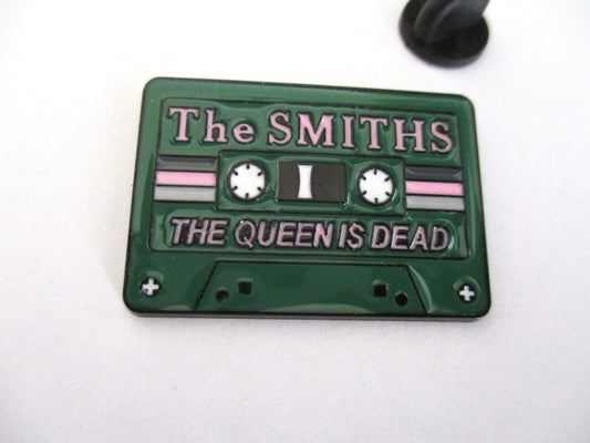 THE SMITHS metal badge