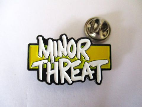 MINOR THREAT hardcore PUNK METAL BADGE (black)