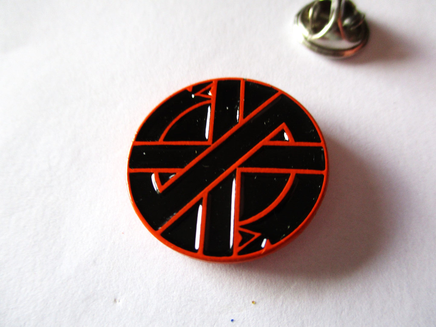 CRASS serpent ANARCHO PUNK METAL BADGE (red/black)