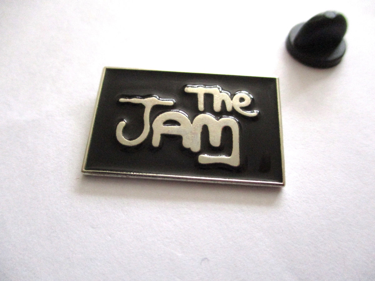 MOD METAL BADGES - Buy 4 for £10
