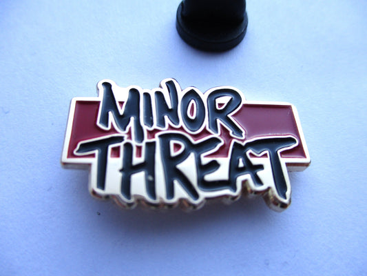 MINOR THREAT punk metal badge (gold)