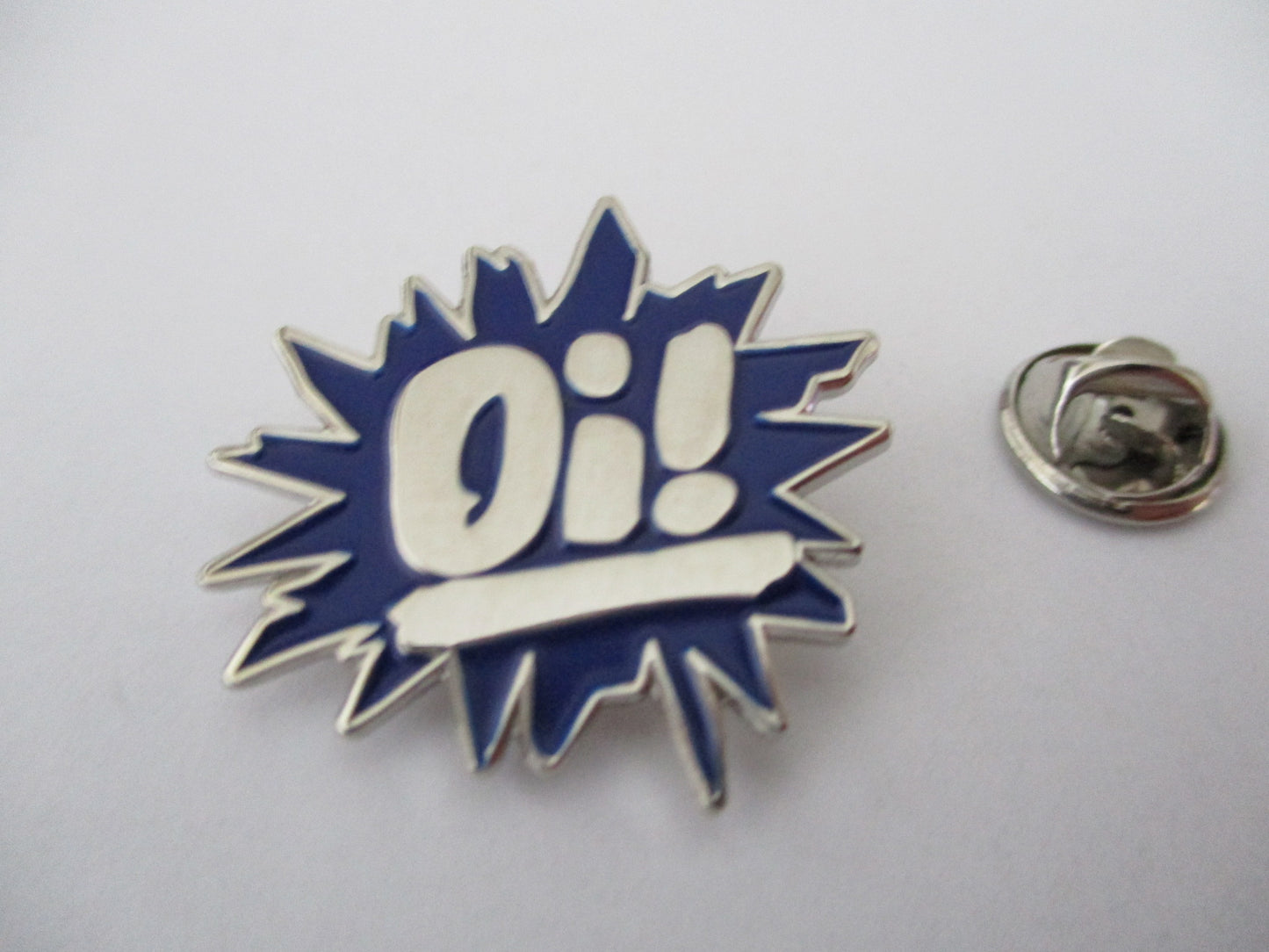 OI! spiked METAL BADGE blue/silver
