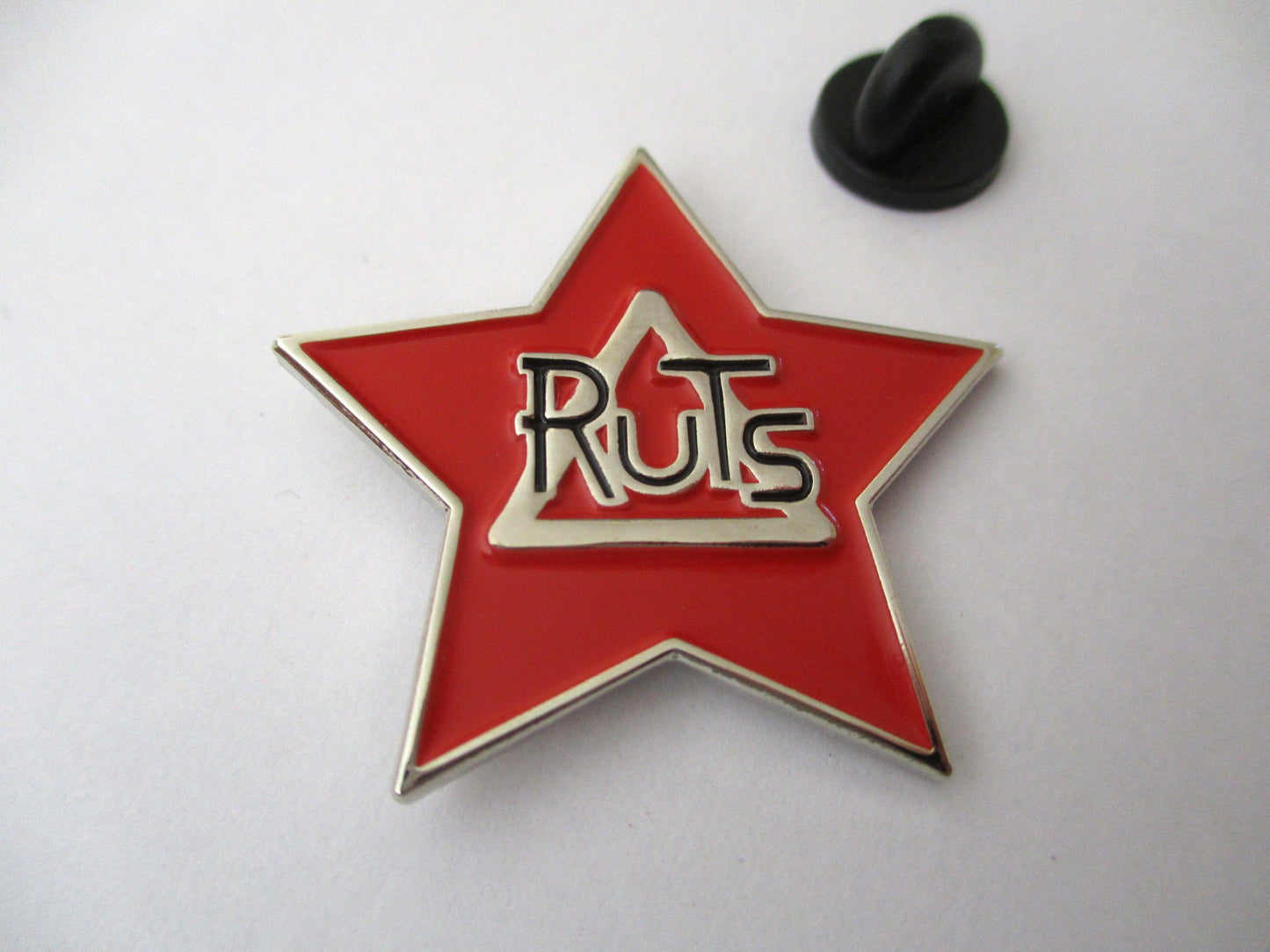 THE RUTS punk metal badge (star)