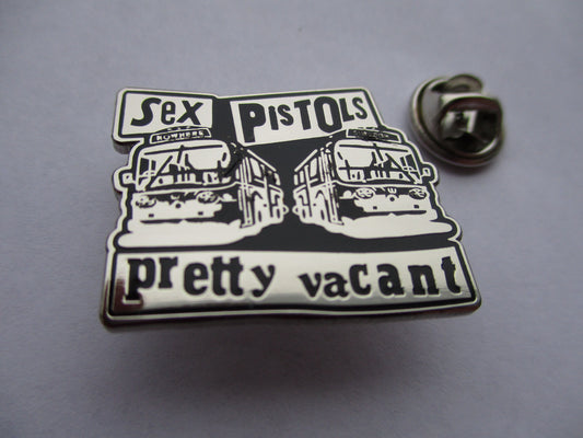 SEX PISTOLS pretty vacant PUNK METAL BADGE (black/silver)