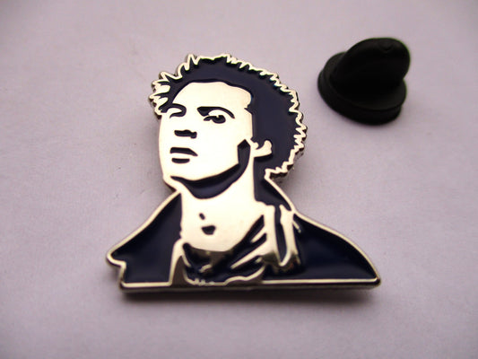 SID VICIOUS PUNK METAL BADGE (dk blue)