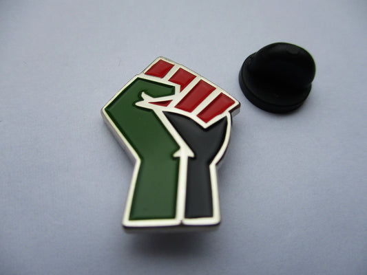 SOLIDARITY FIST palestine METAL BADGE