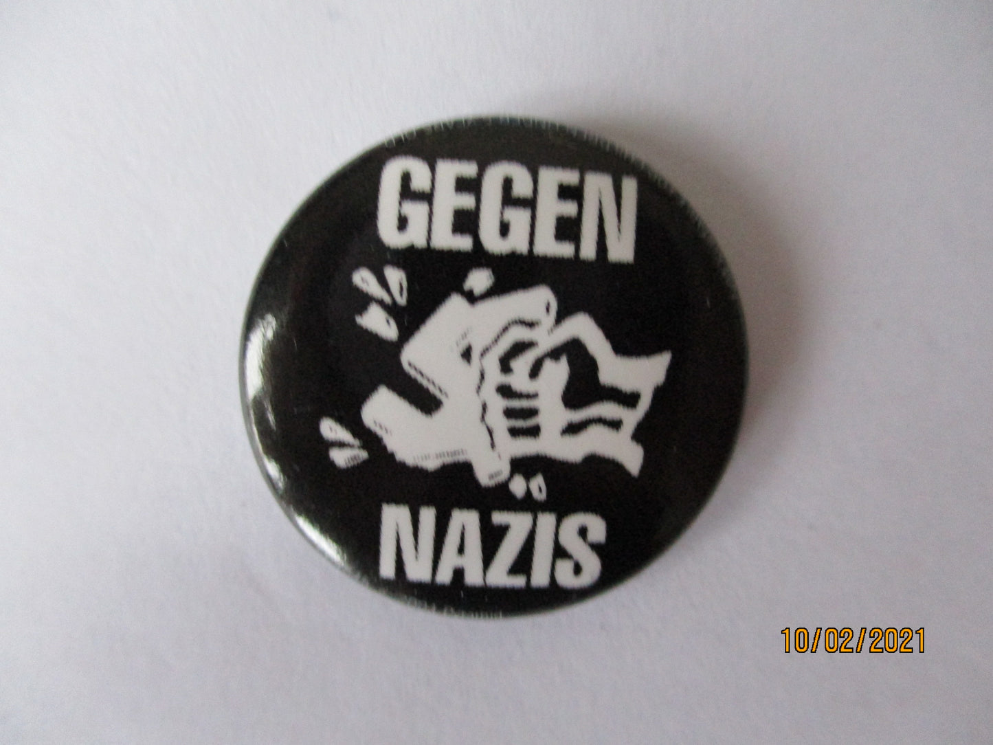 GEGEN NAZIS anarcho punk badge anti nazi anti fascist