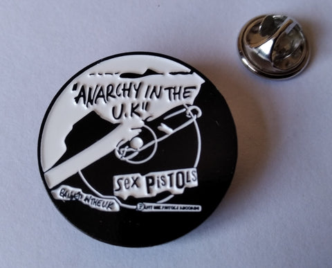 SEX PISTOLS anarchy french embossed PUNK METAL BADGE