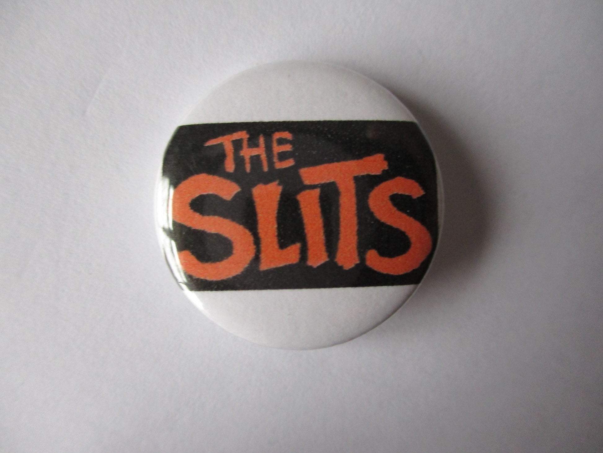 THE SLITS logo PUNK BADGE - Savage Amusement