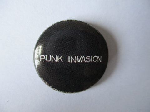 PUNK INVASION punk badge total chaos