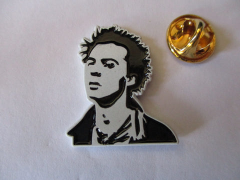 SID VICIOUS PUNK METAL BADGE (b&w)