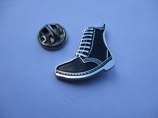 SKINHEAD DM BOOT oi! ska punk METAL BADGE (black)