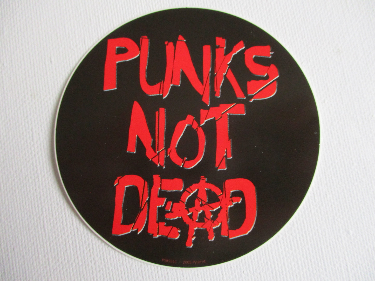 PUNKS NOT DEAD PUNK VINYL STICKER