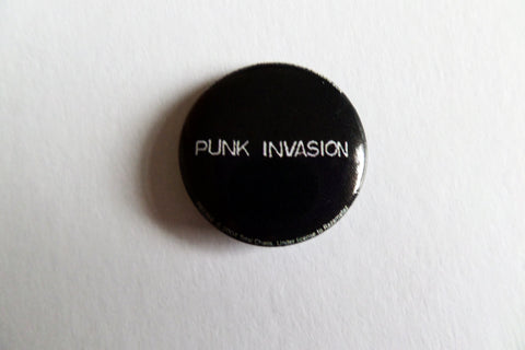 PUNK INVASION punk badge total chaos - Savage Amusement