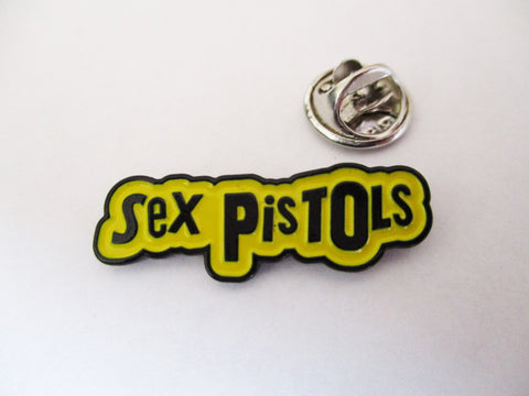 SEX PISTOLS yellow logo PUNK METAL BADGE ultra limited - few only!